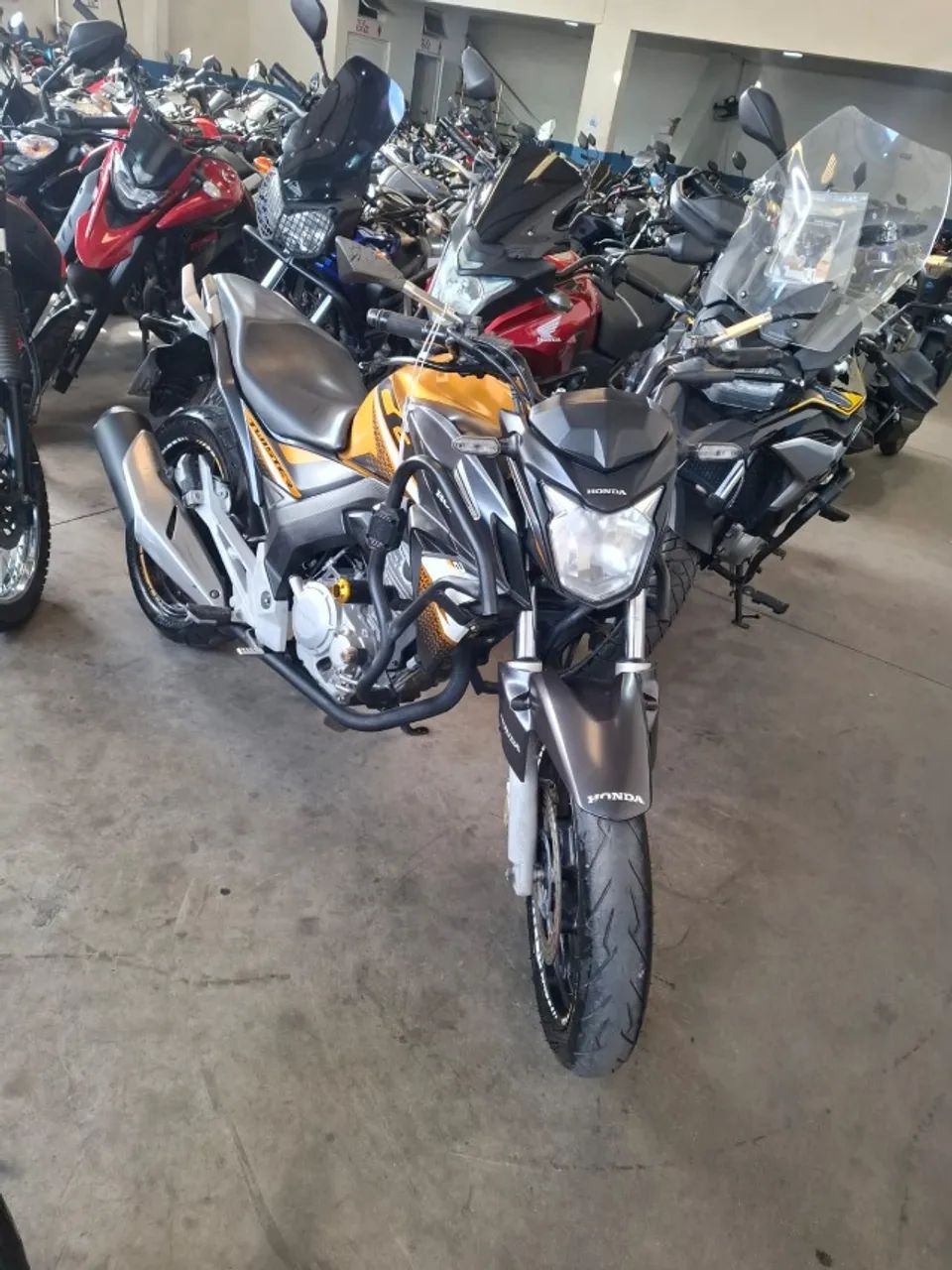 Honda CB 250cc 2020 - Foto 3