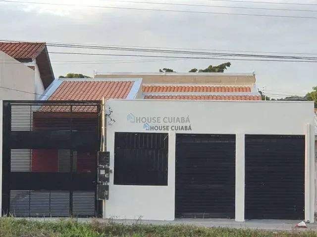 Casa Com Estabelecimento Comercial