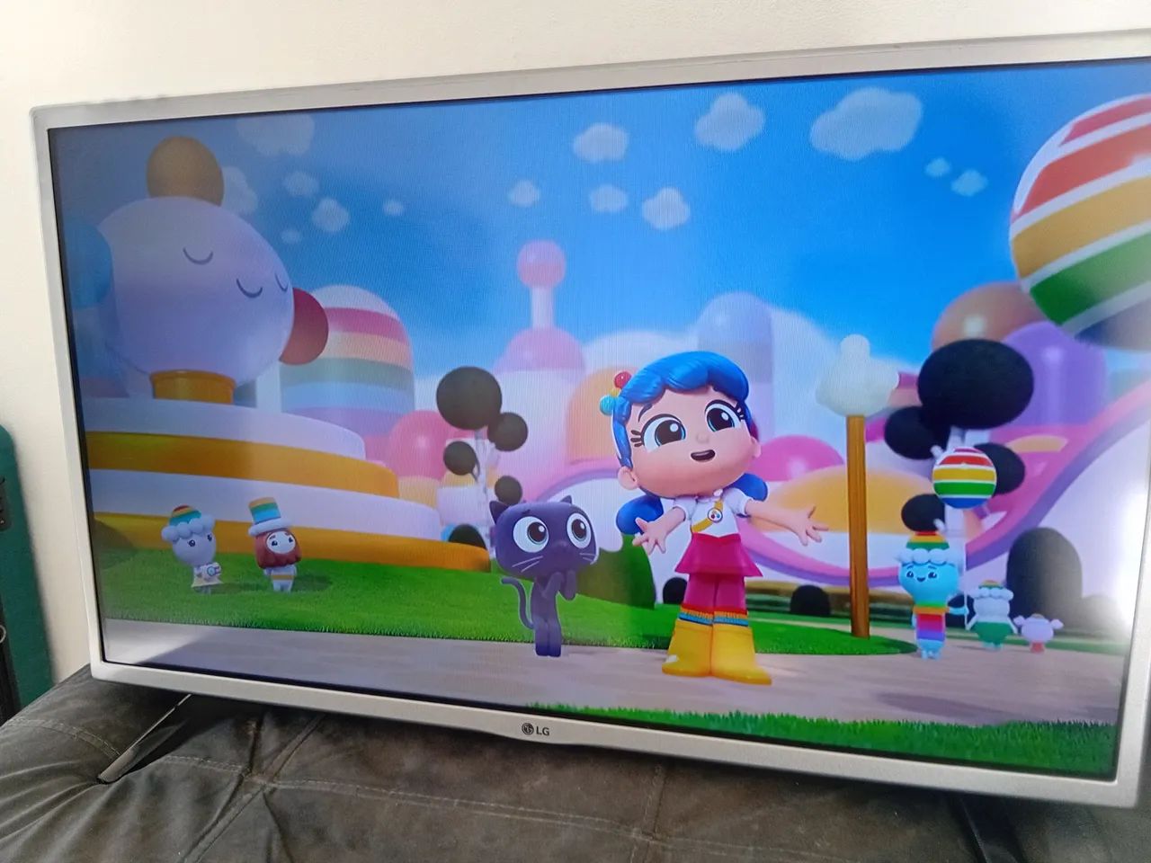 TV Smart LG 32 Pol - Foto 3