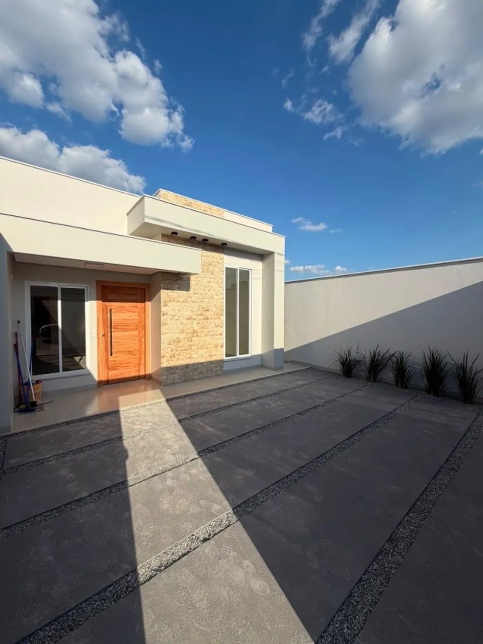 VENDE-SE CASA BAIRRO CIDADE JARDIM