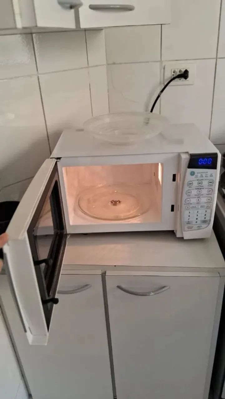 Microondas Electrolux 20 litros funcionando perfeitamente  - Foto 3