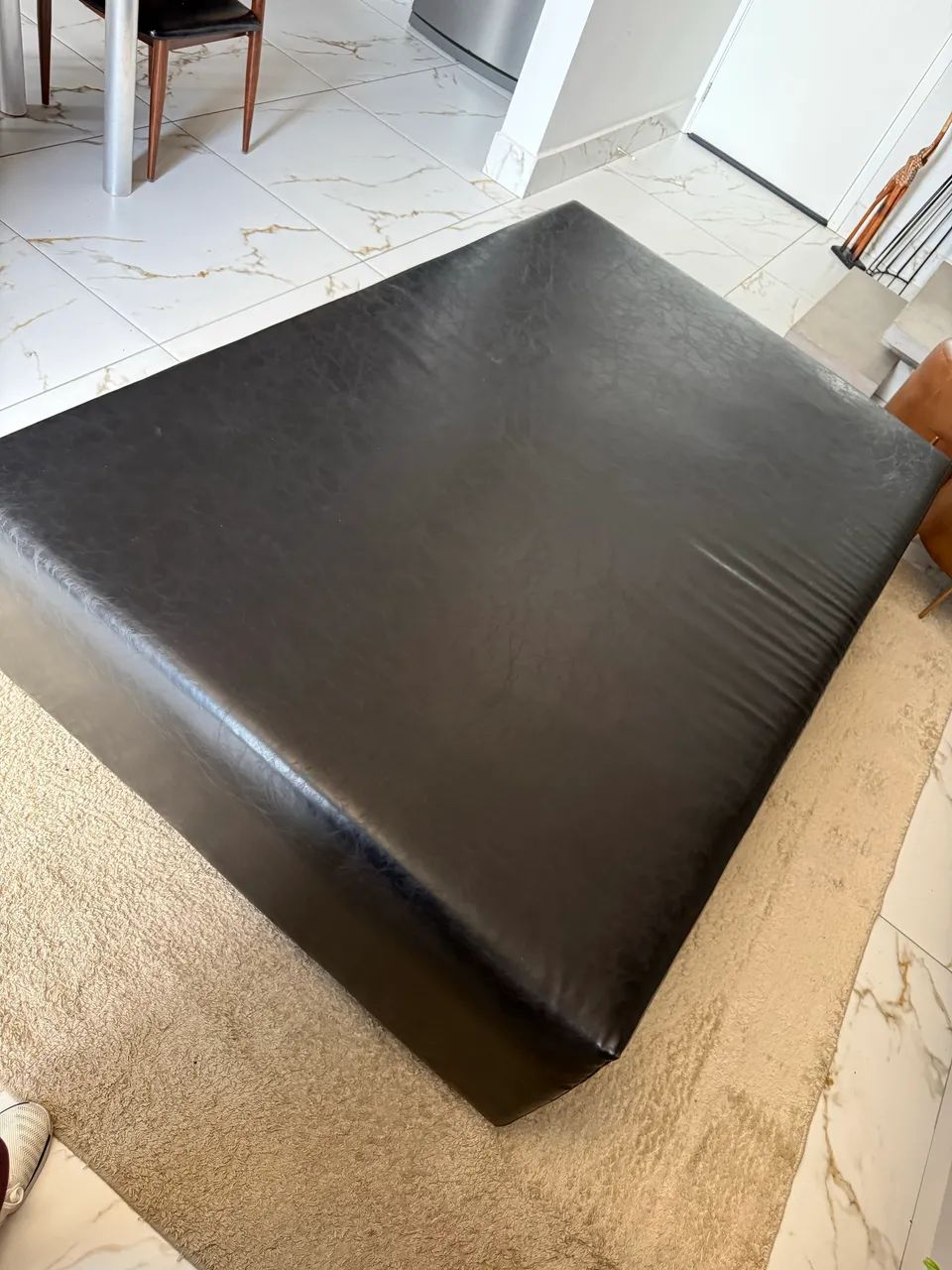 Puff gigante 1,90x1,20 couro preto - Foto 2
