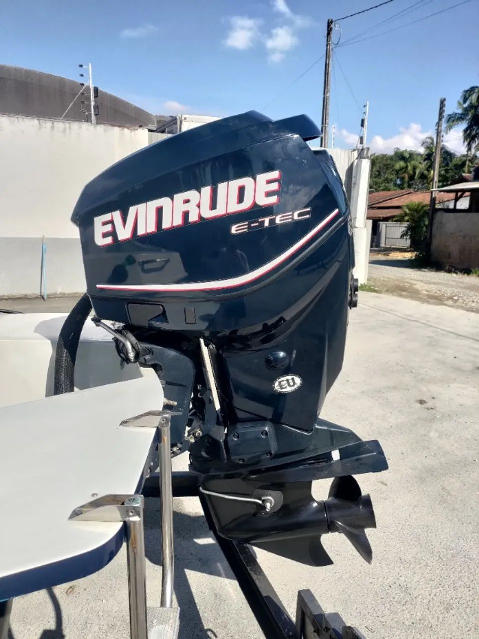 Lancha 19ft - Motor Evinrude E-Tec 115HP - Foto 3