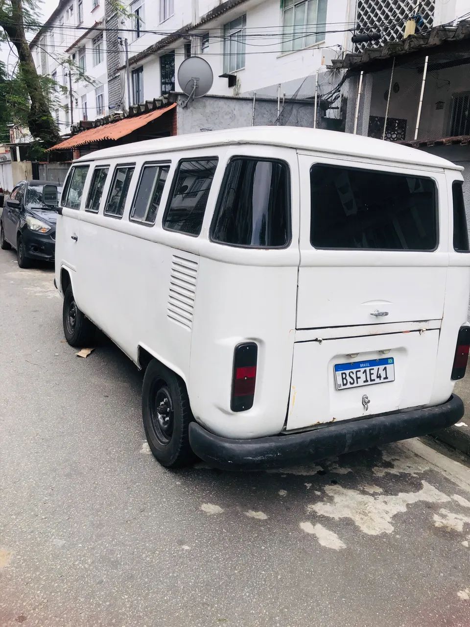 Volkswagen Kombi Standard/ Luxo/ Serie Prata 1997