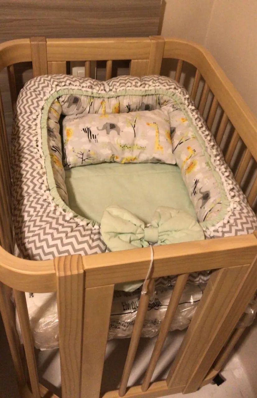 Berço quater 3 em 1 + 2 colchões  - Foto 2