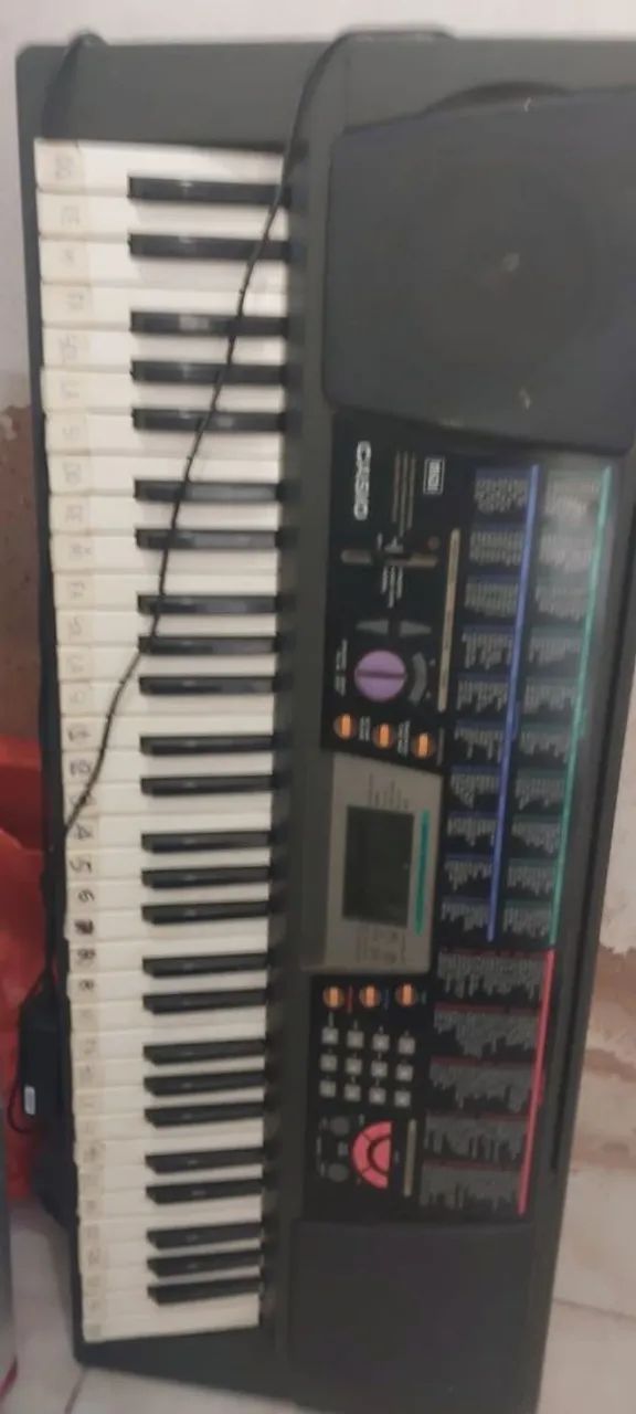 Vendo TECLADO CASIO com MIDI...usado...TROCO - Foto 5