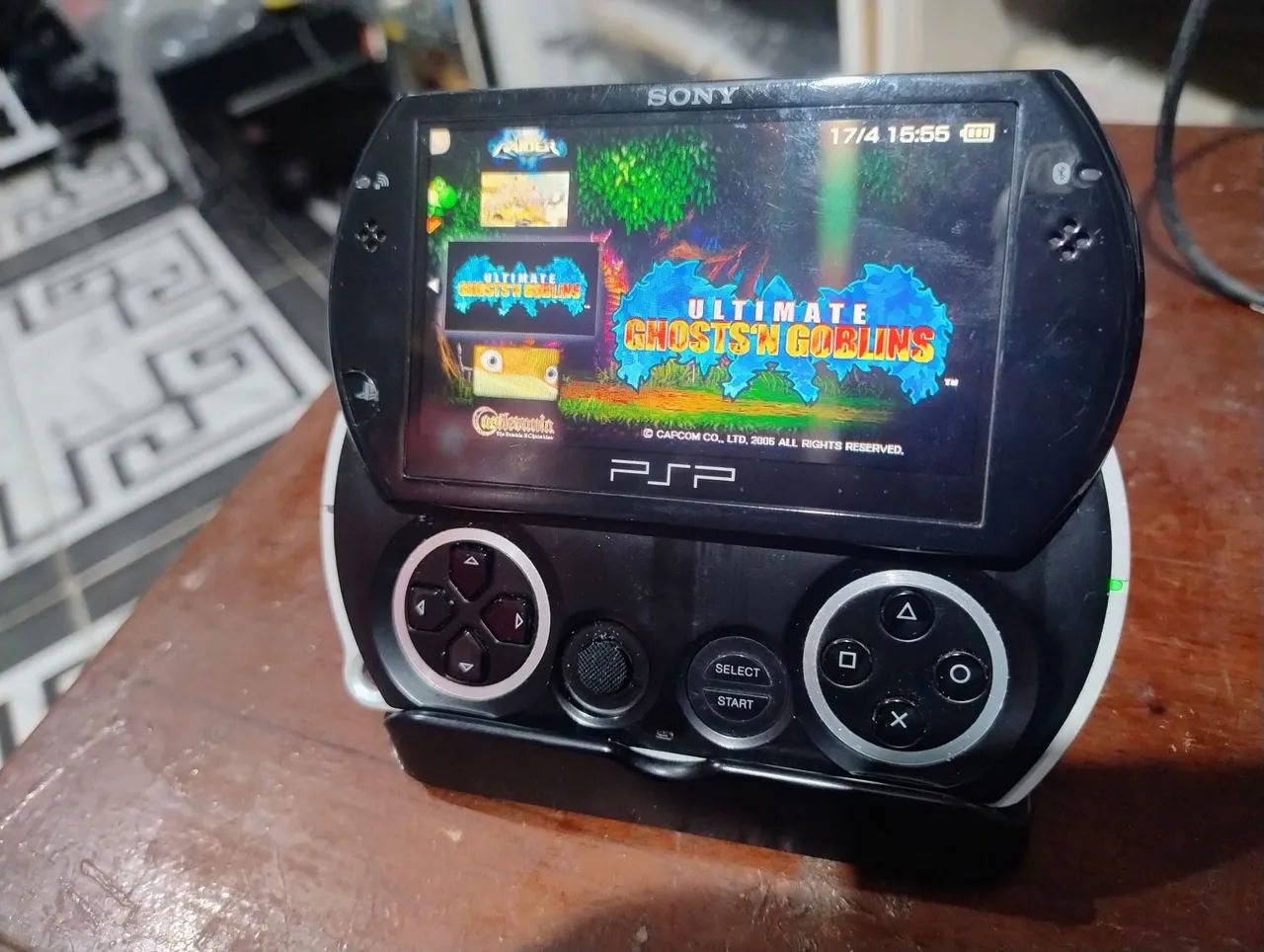 PSP GO desbloqueado com manual - Foto 3