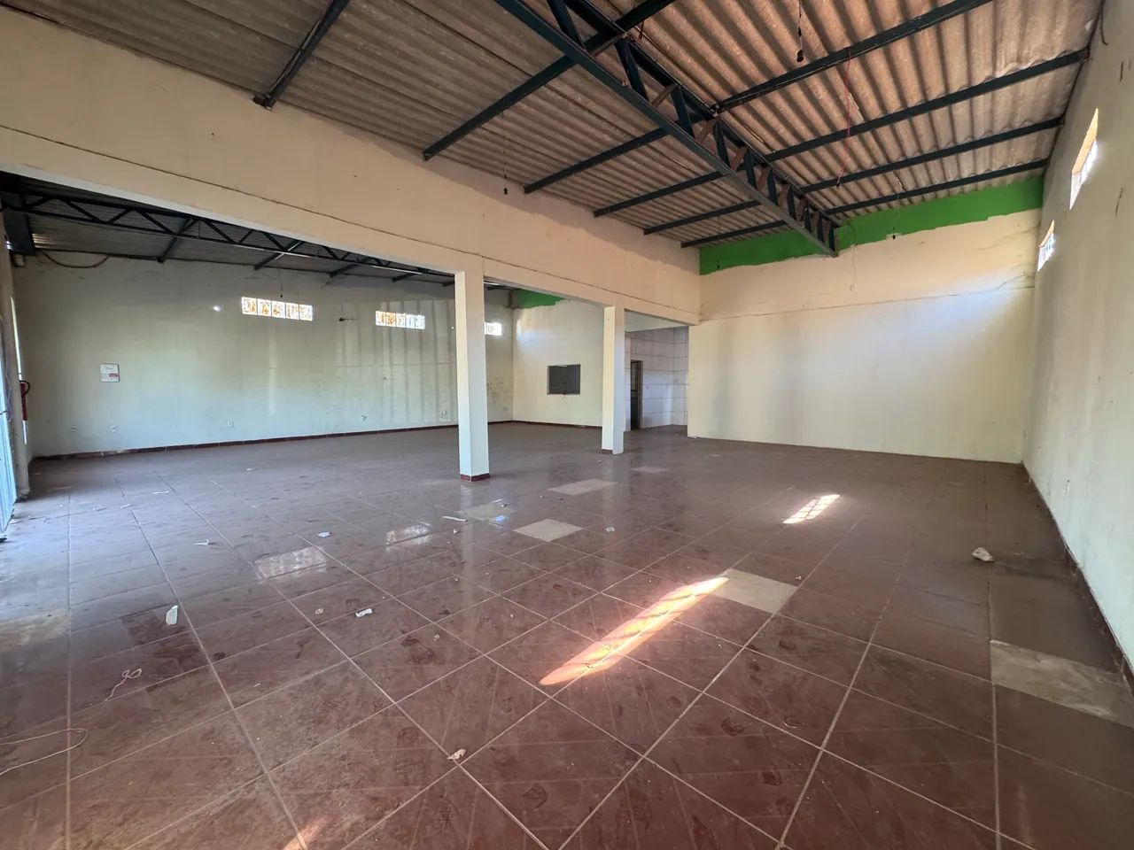     Imóvel Comercial / Loja / Galpão 480 m² - Centro de Colinas - Foto 3