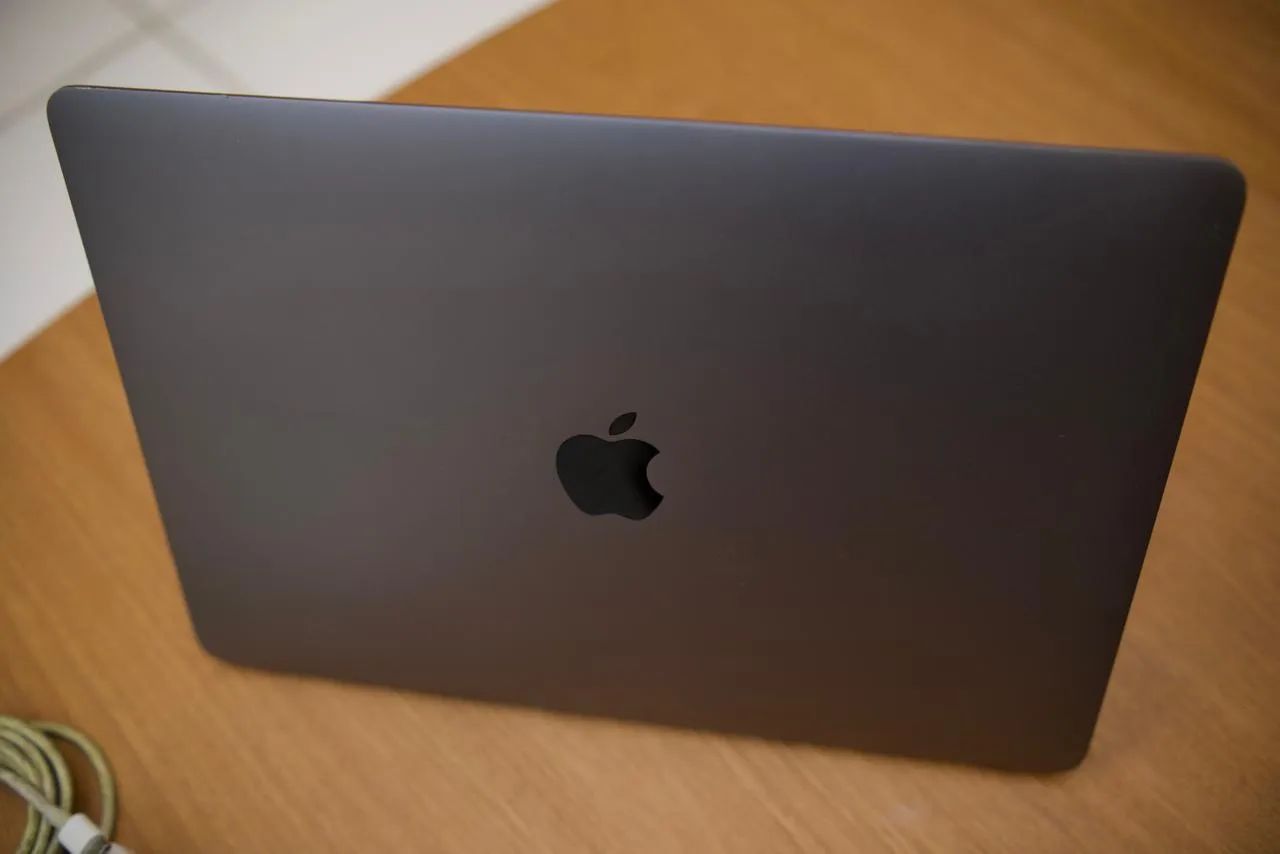 MacBook Pro 13? 2017 Touch Bar - Bateria 90% - Excelente estado - Foto 6