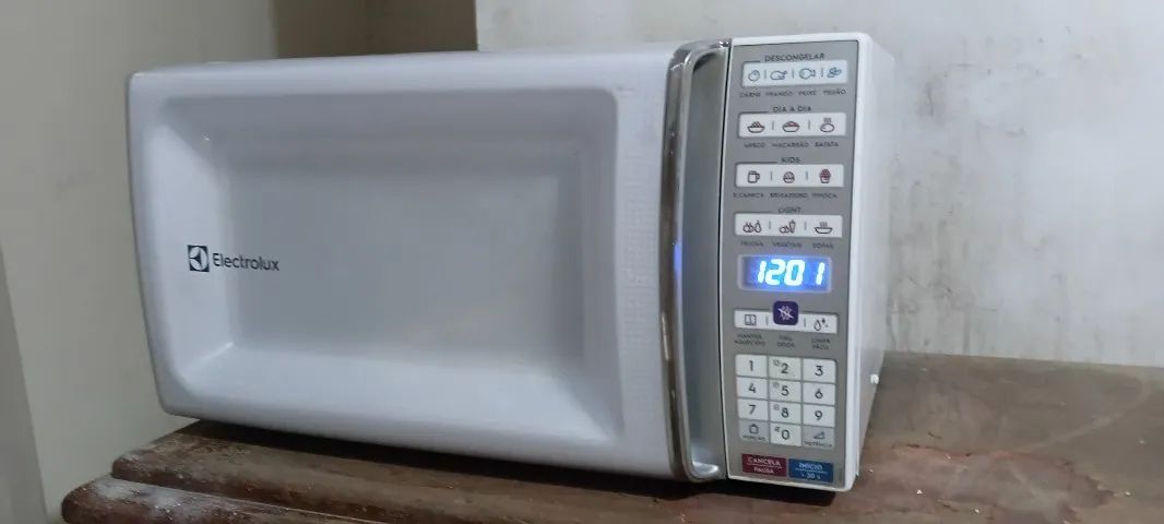 Microondas eletrolux 34 litros - Foto 3
