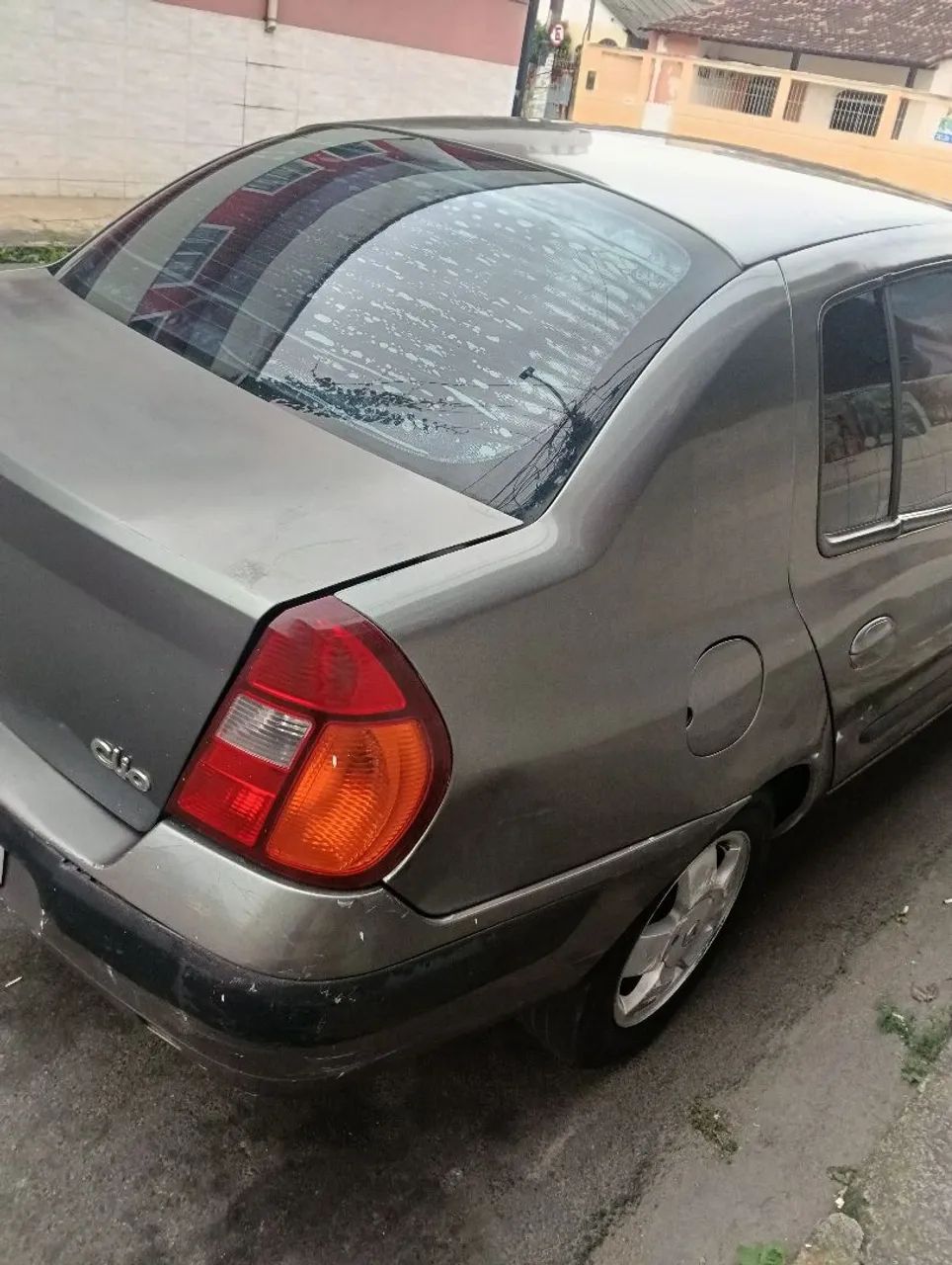 Renault Clio SED. PRIVILÈGE HI-FLEX 1.6 16V 4P 2006