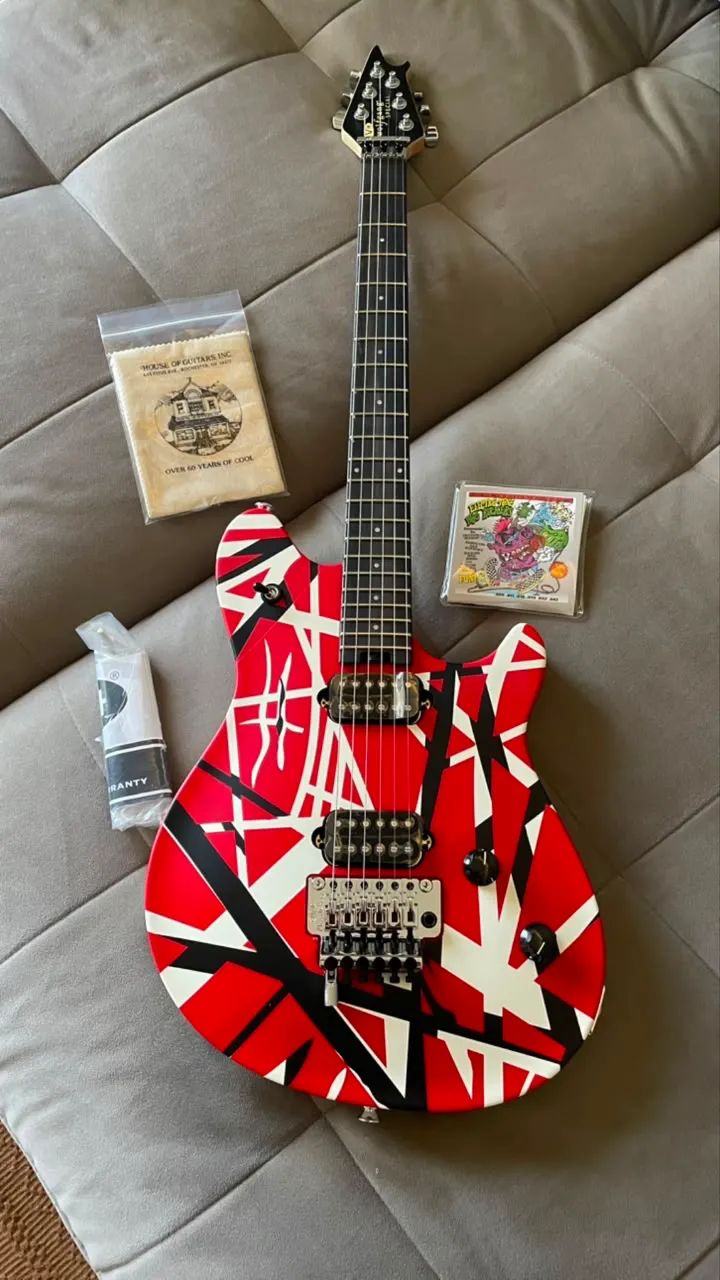 Zerinha E Icônica ! EVH Special Striped  - Foto 3