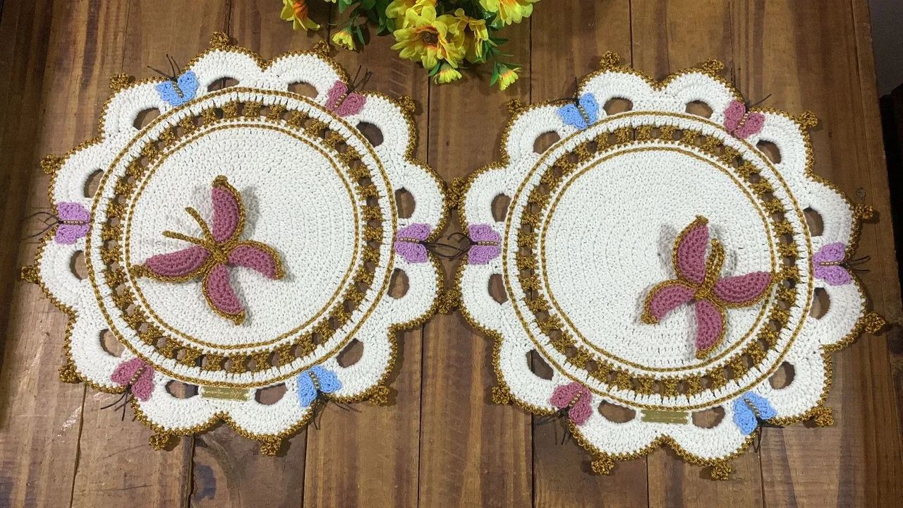 Vendo este lindo kit de mesa posta em Crochê Novos - Foto 3