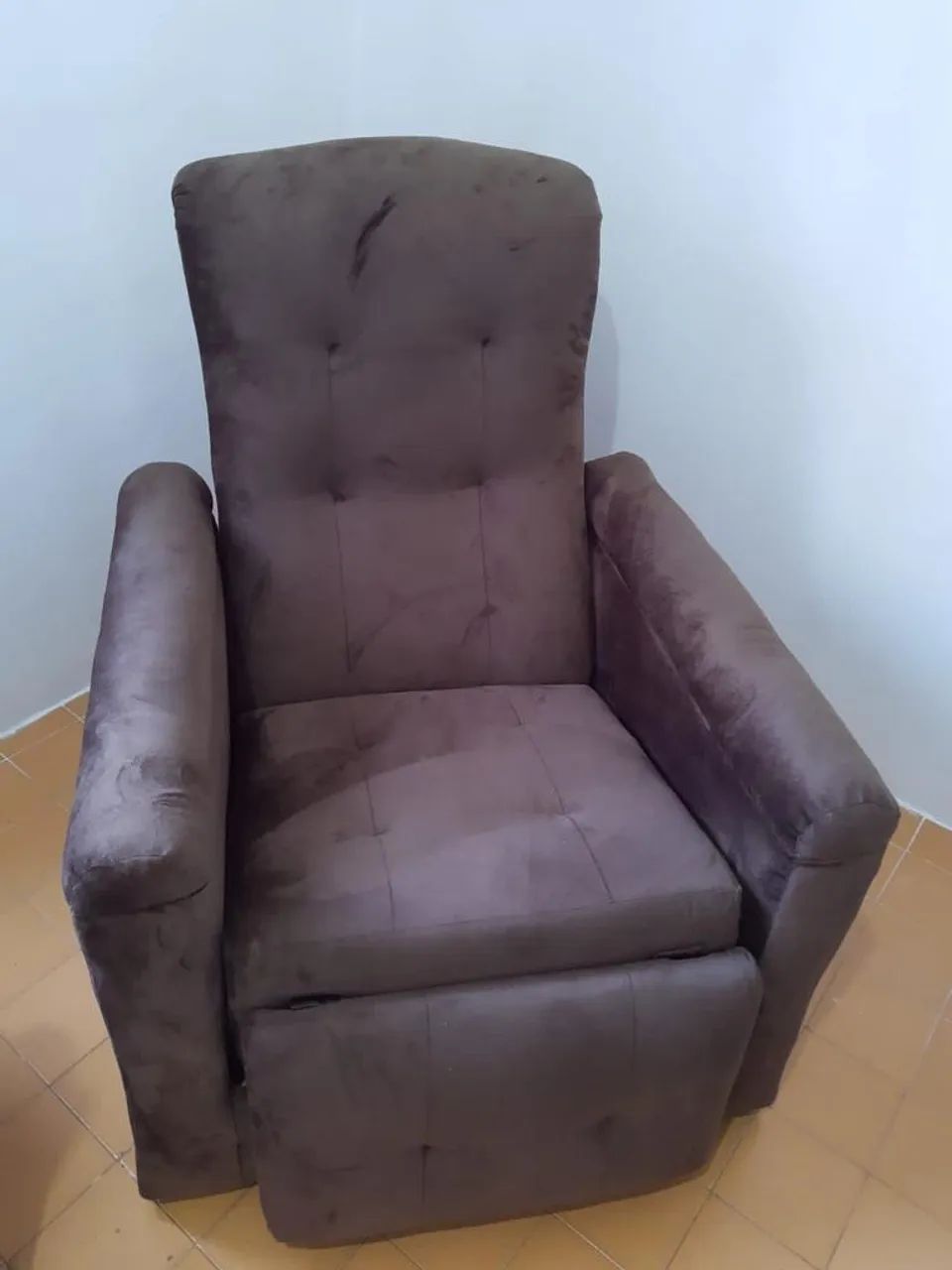 Poltrona Reclinável Aveludada  - Foto 3
