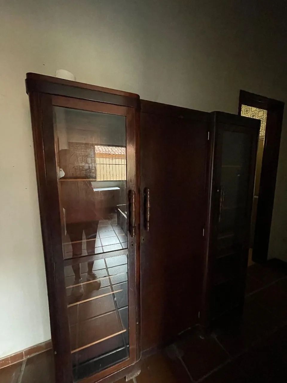 Estante de madeira maciça - Foto 3