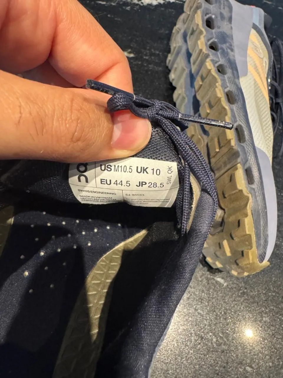 Tênis On Running Cloudventure  - Foto 6