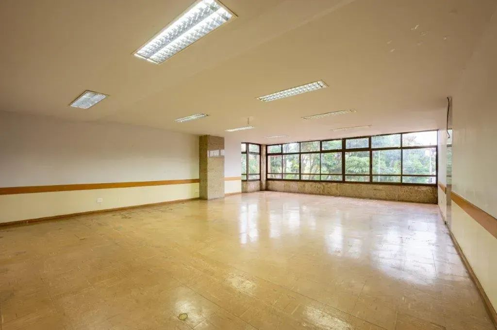 Conjunto Comercial / Sala para alugar, 700m² - Asa Norte - Foto 2