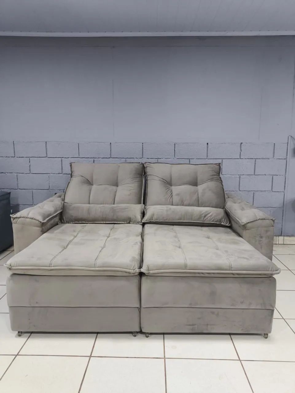 Sofá Retrátil e Reclinável 2,40 Mt Espuma D33 Solft Pronta Entrega 