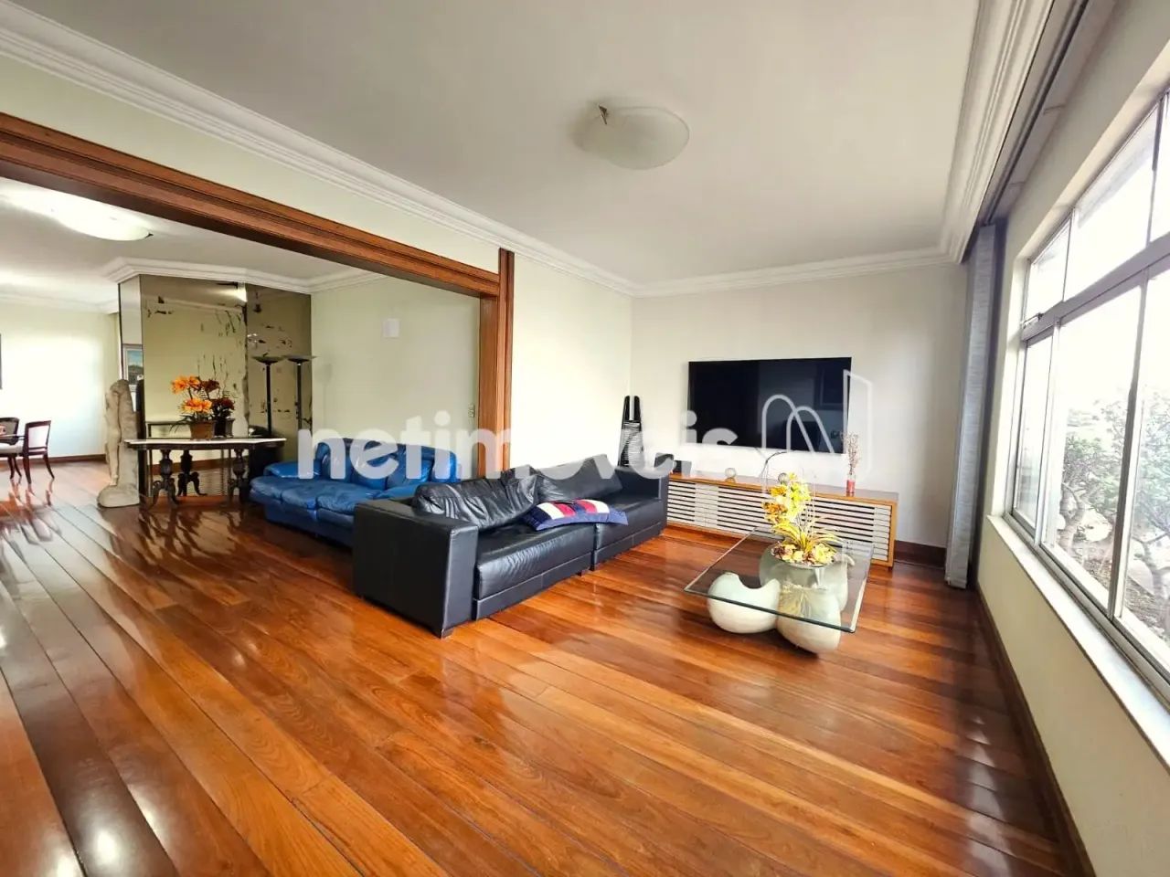 Apartamento 4 Quartos com 2 Suítes no Funcionários | 180 m²;