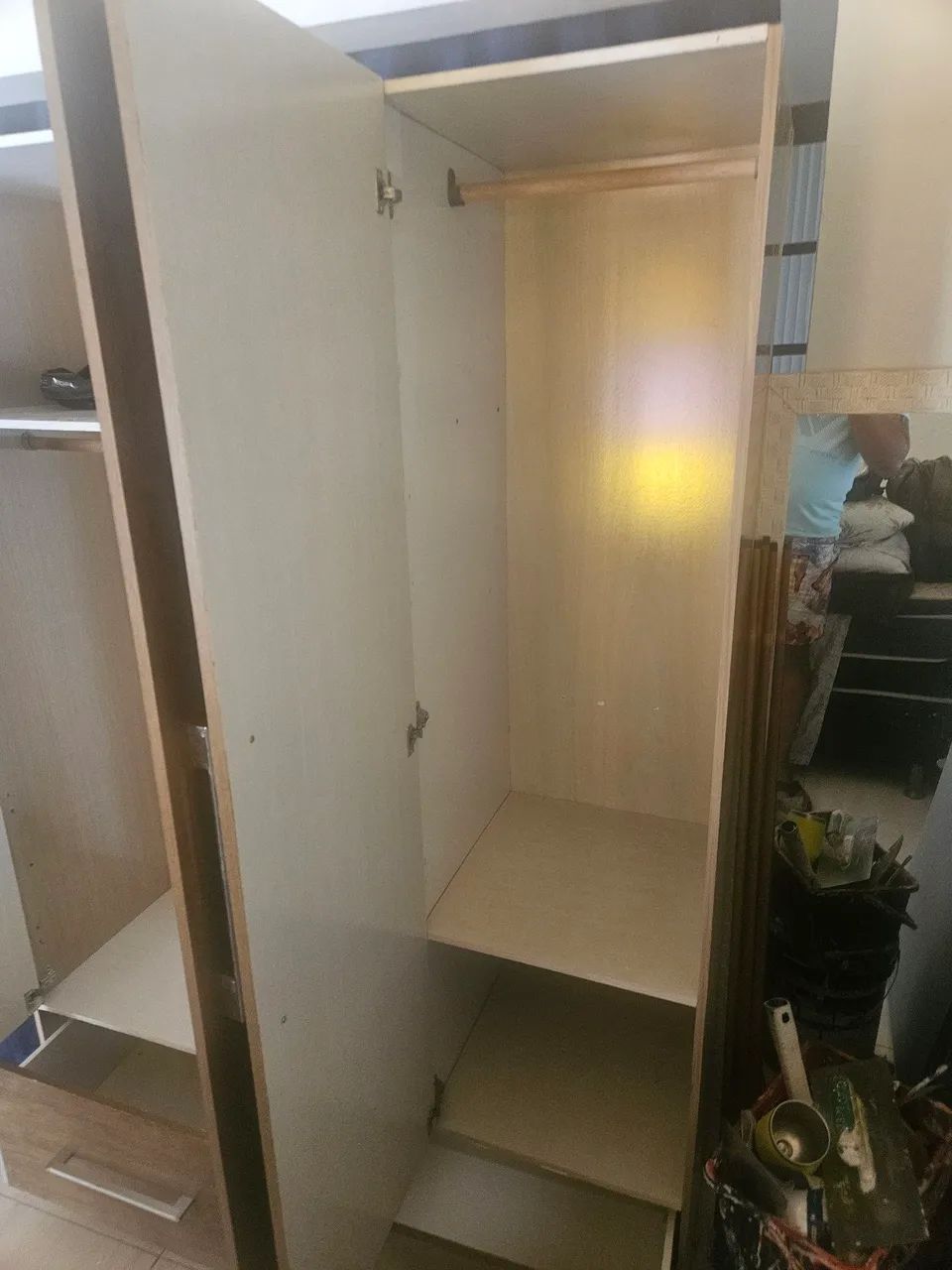 Guarda roupa em perfeito estado  - Foto 5