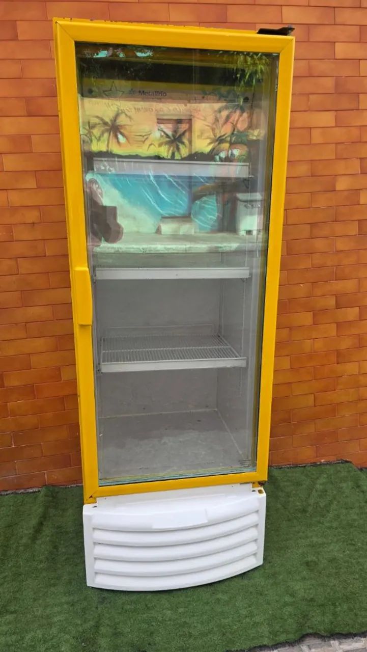 Geladeira expositora 