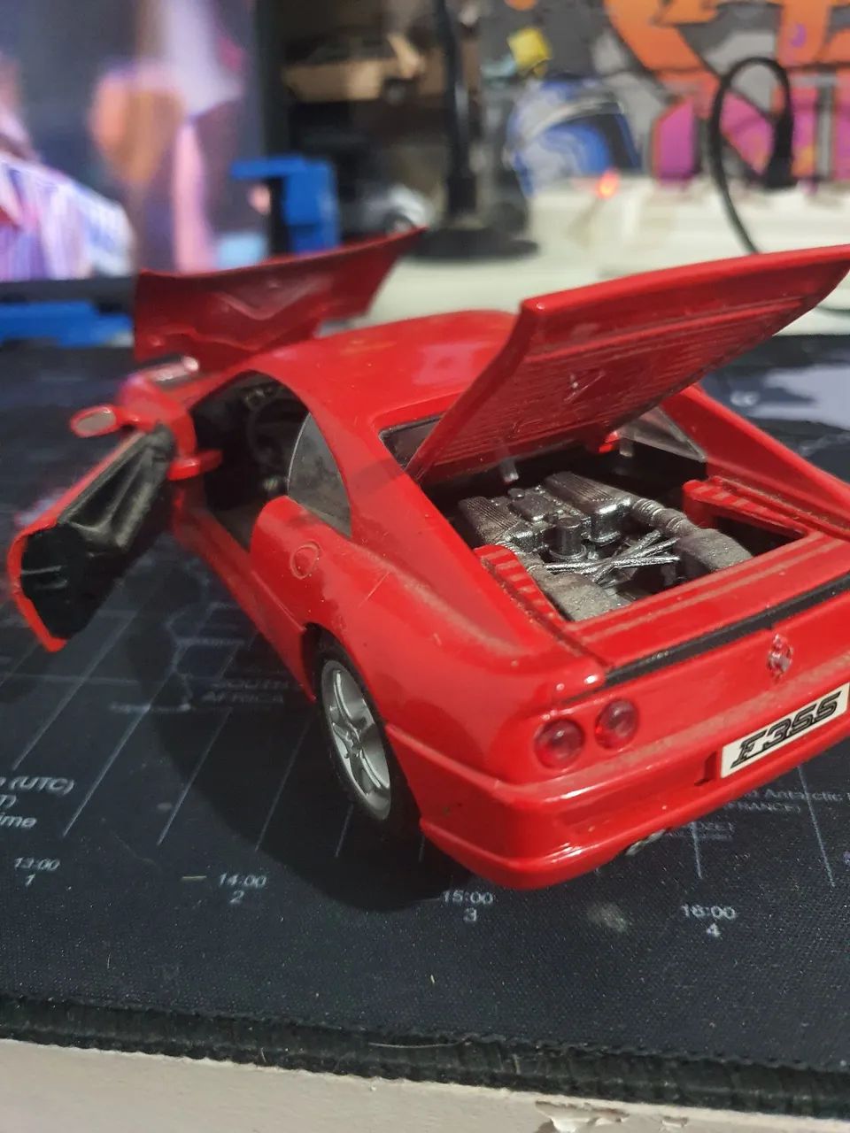  Ferrari F355 Berlinetta 1:24 Coleção  - Foto 5