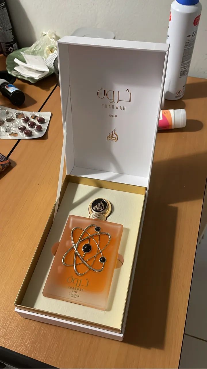 Perfume Árabe Lattafa Tharwah Gold Original - Foto 3