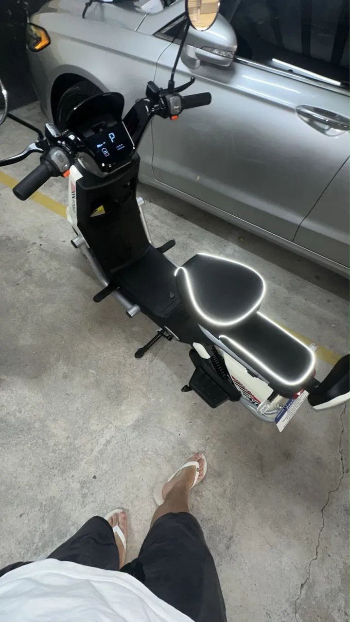 Scooter elétrica 