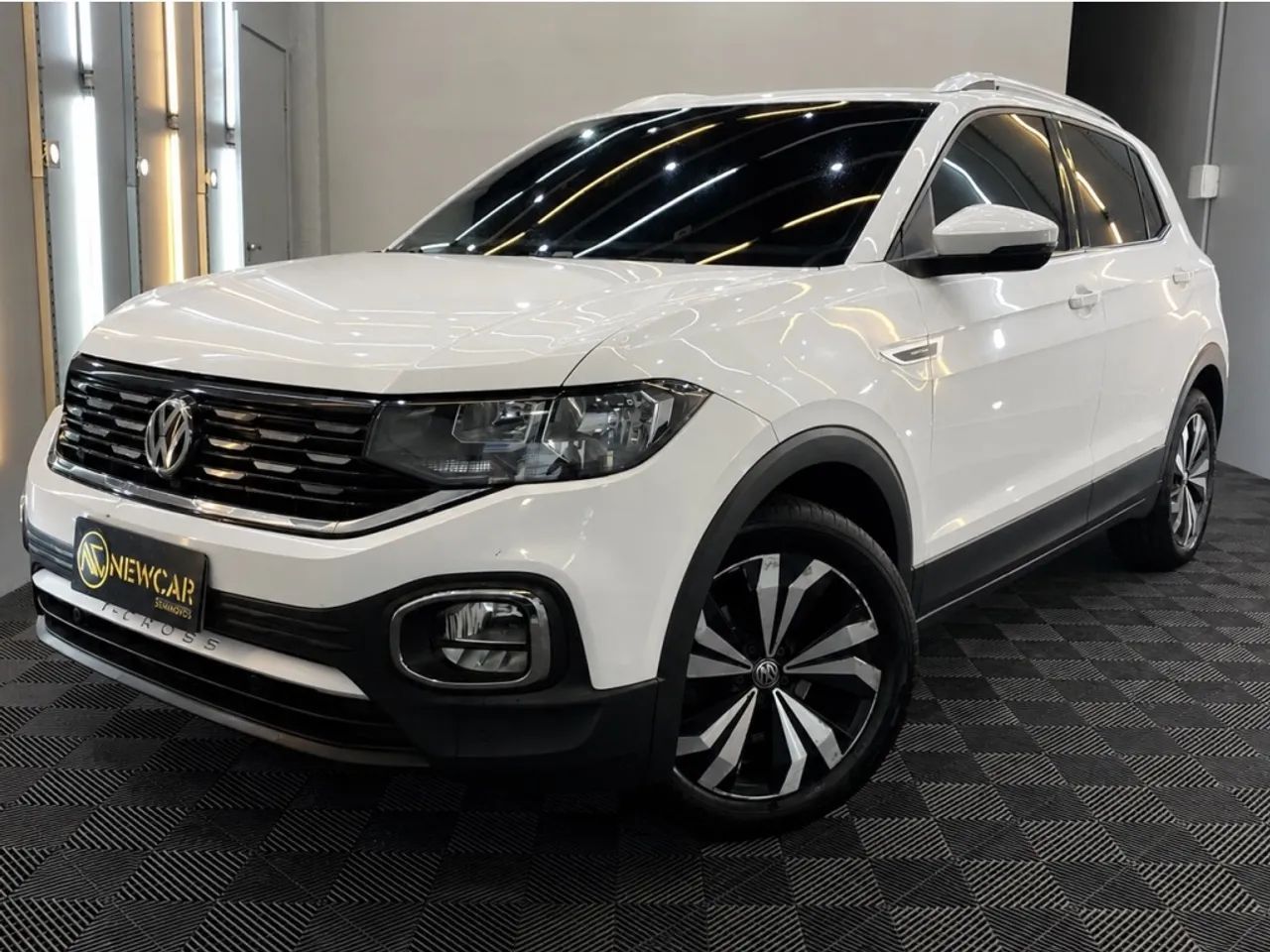 Volkswagen T-Cross Highline 1.4 TSI Flex 16V 5P AUT 2021