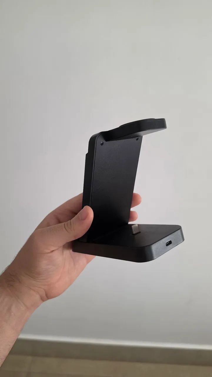 Carregador 3 em 1: Celular, fone e watch  - Foto 3