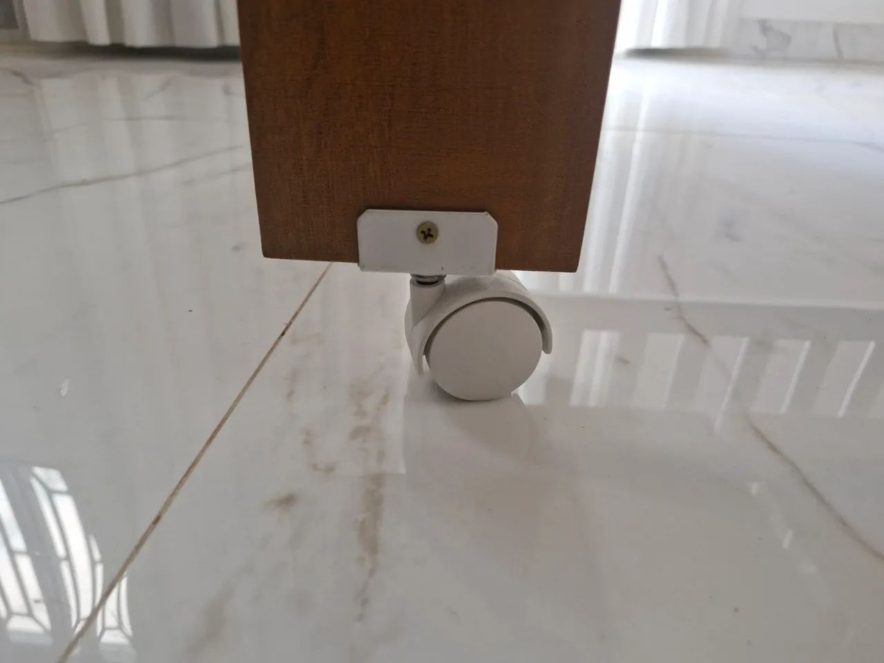 Berço Americano + Colchão, seminovos - Foto 4