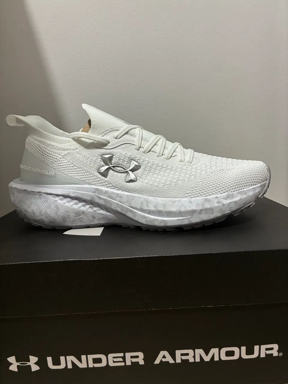 Under Armour Charged Quicker 2 Branco  - Foto 2