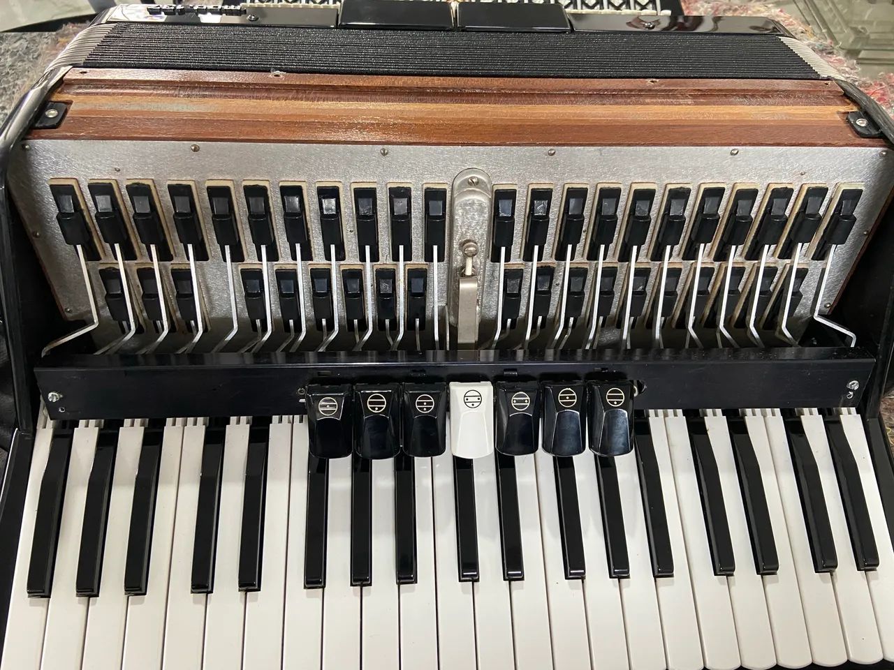 Acordeon Scandalli Mod. 137 - Foto 2