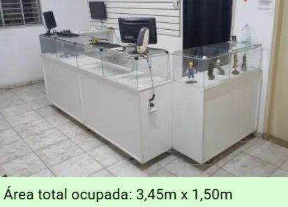 Espaçoso Balcão de Loja 3 módulos, usado