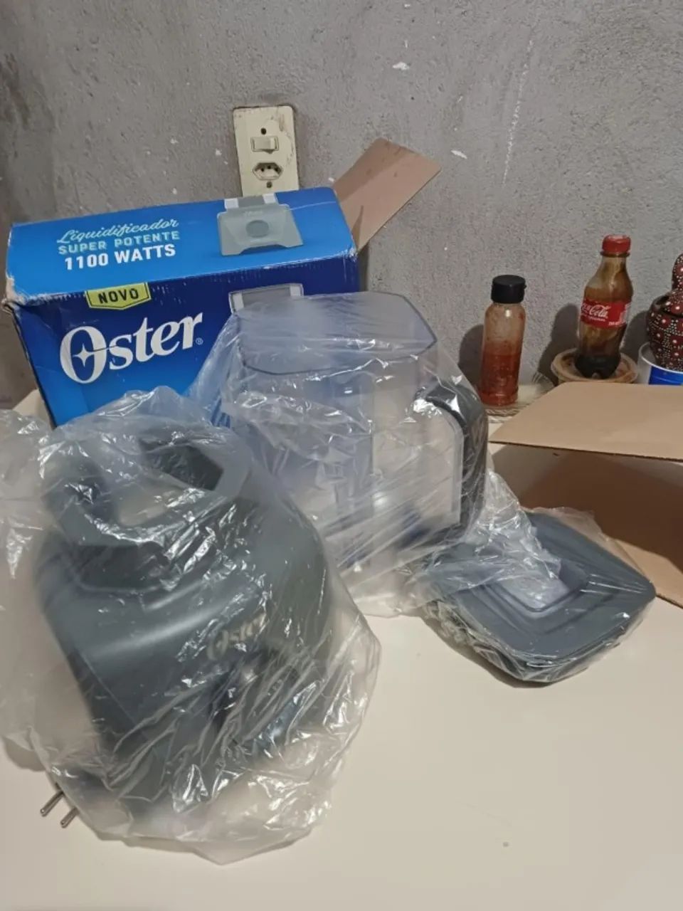 Liquidificador Oster 1100W 3,2 Litros cor Cinza - Foto 2