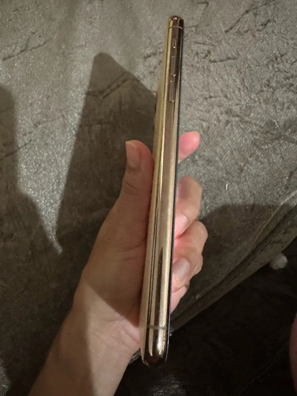 iPhone 11 Pro Max dourado  - Foto 4