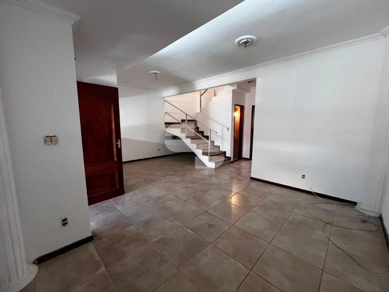 Casa geminada com 02 suítes - Castelo - Foto 5
