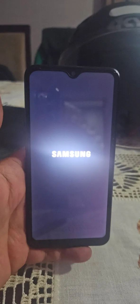 Vende - se celular SAMSUNG 10S