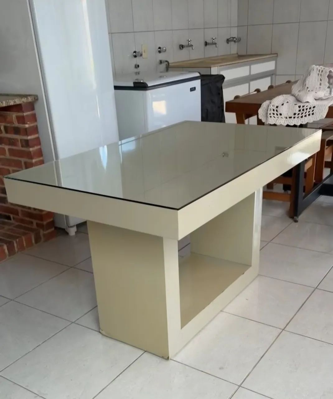 Mesa de jantat com tampo de vidro - Foto 2