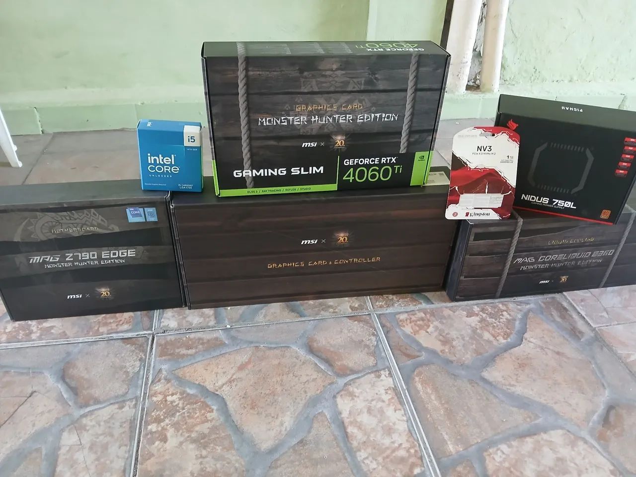 [COLECIONADOR] Computador Gamer Monster Hunter Aniversário 20 anos - Foto 5