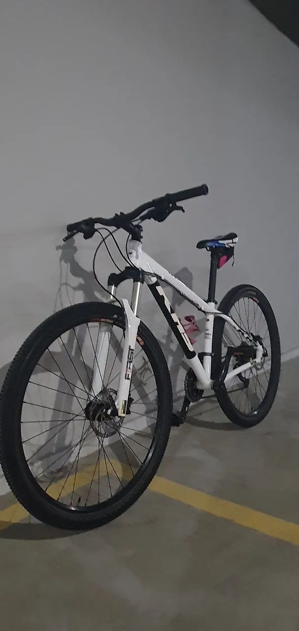 Bicicleta KHS Tucson aro 29