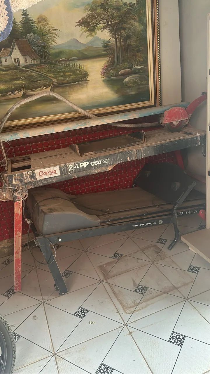 Porcelain Tile Cutting Saw – Exchange Accepted for a Cinuca
