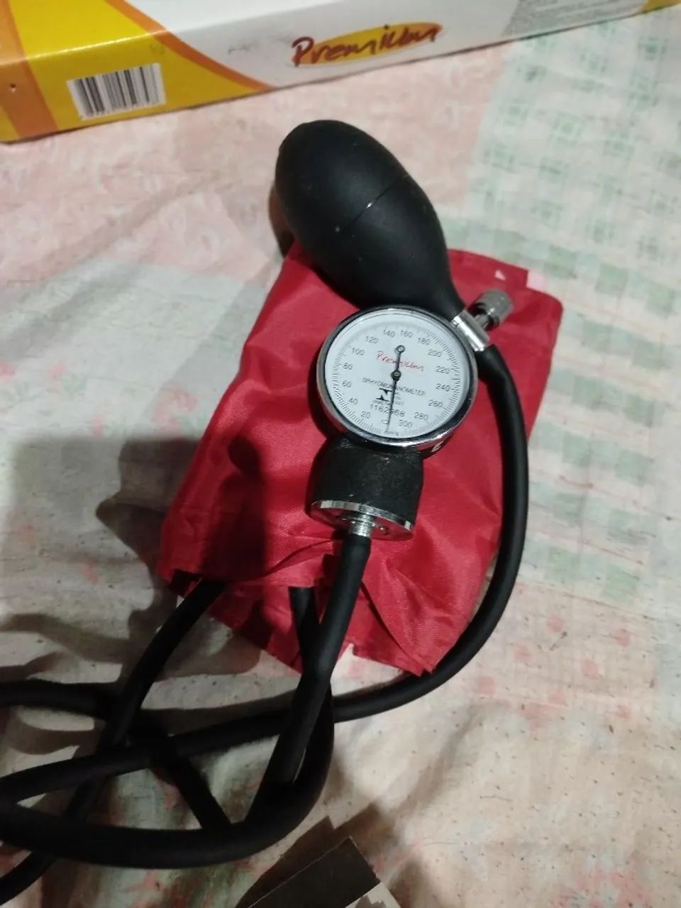 Kit estetoscópio + Esfigmomanômetro Premium  - Foto 3