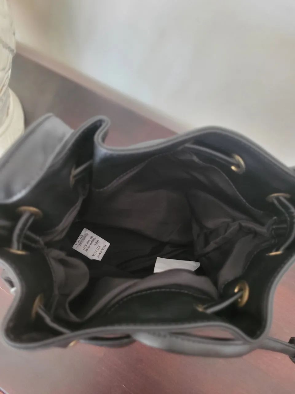 Bolsa Saco sestini preta cordão  - Foto 4