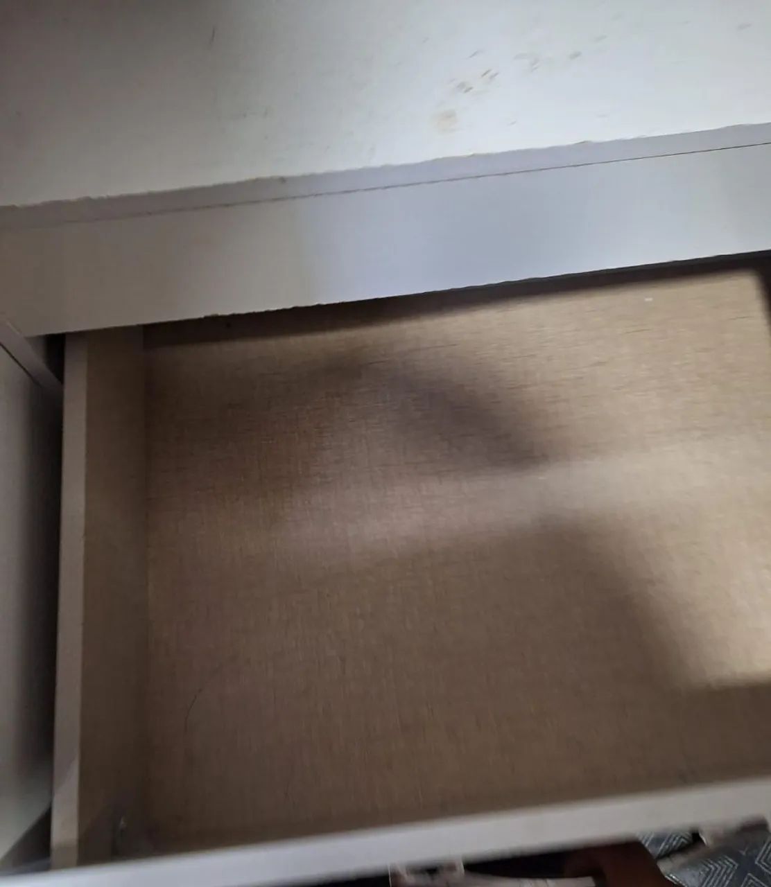 Vende-se esse Guarda Roupa de solteiro  - Foto 2