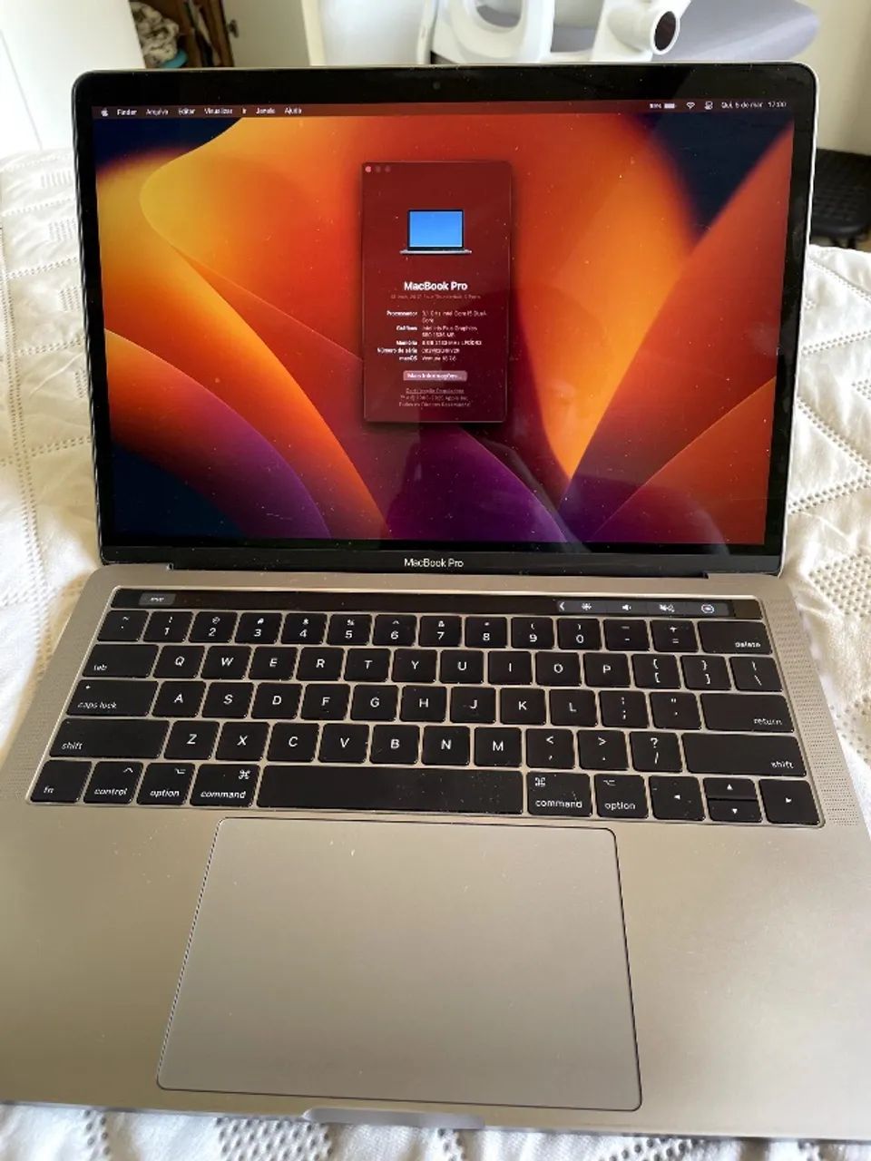 MacBook Pro 13 2017 Touch Bar 512GB 8GB i5 4 Thunderbolt
