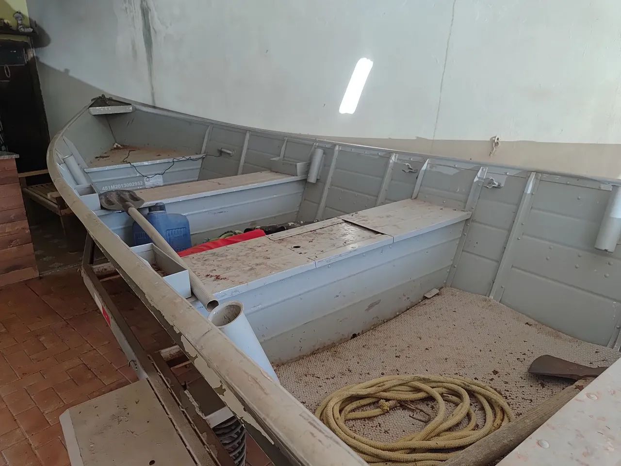 Vendo ou troco por carro ou moto Kits de pesca barco motor e carreta documentos todos ok  - Foto 5