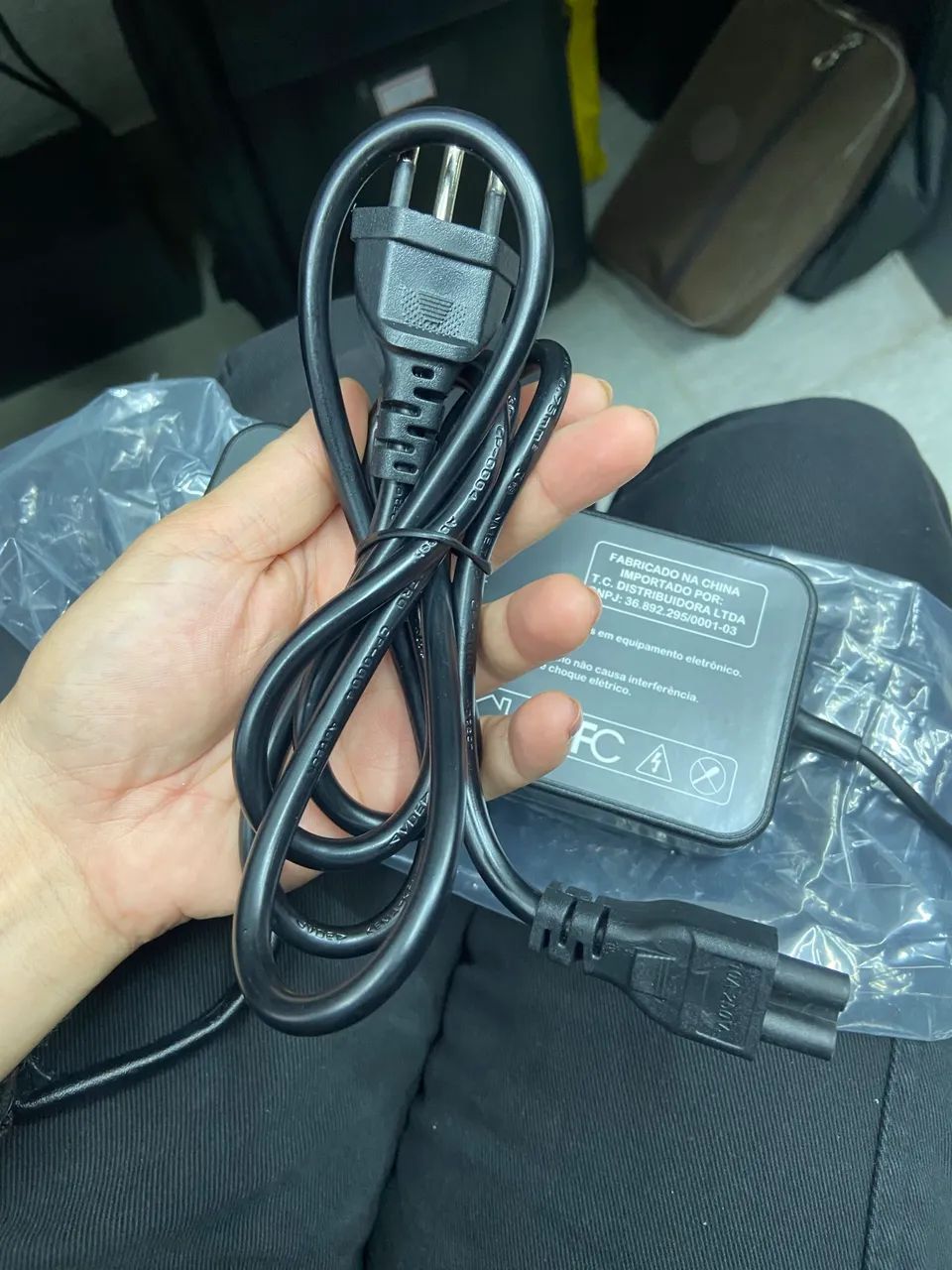 Fonte Carregador TECOM AC ADAPTER MODELO:AS195V923A  - Foto 2