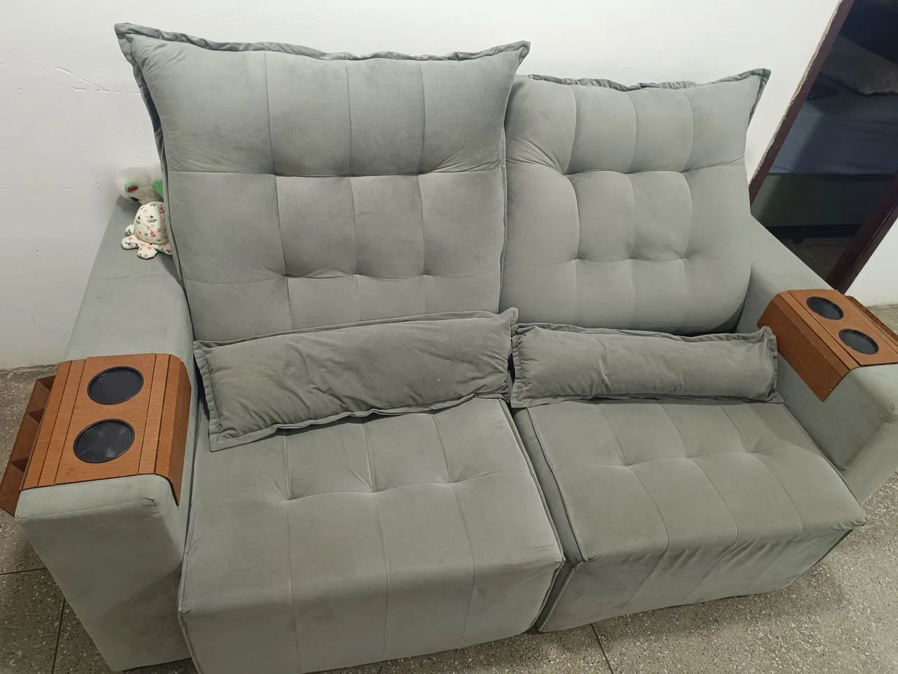 Retractable Sofa419420948640583681