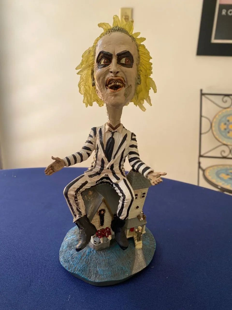 Beetlejuice NECA Head Knocker Original 2008 - Boneco Colecionável + Caixa - Foto 2